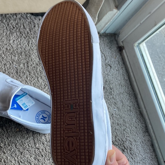 Men’s size 13 Hurley slip on shoes - Picture 2 of 5
